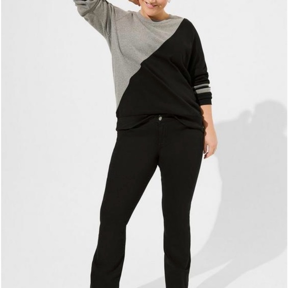 Torrid color block sweatshirt - Picture 1 of 3